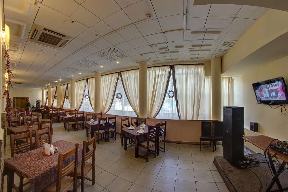 Holosiyvsky Hotel Kyiv Restaurant photo