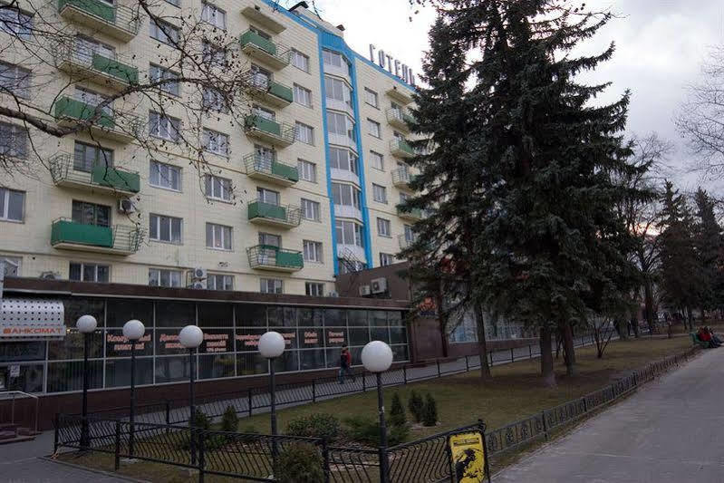 Holosiyvsky Hotel Kyiv Exterior photo